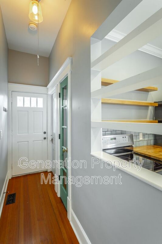 Building Photo - 1126 W Mississippi Ave