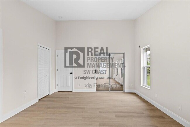 Building Photo - 3358 Sabal Springs Blvd