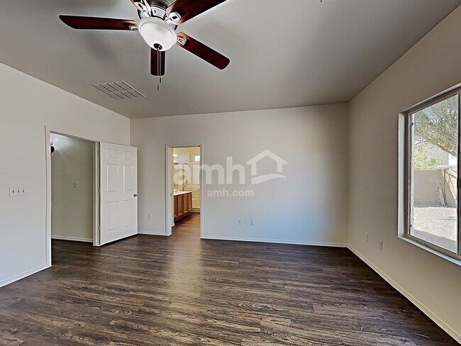 Building Photo - 12557 N Hirsutum Dr