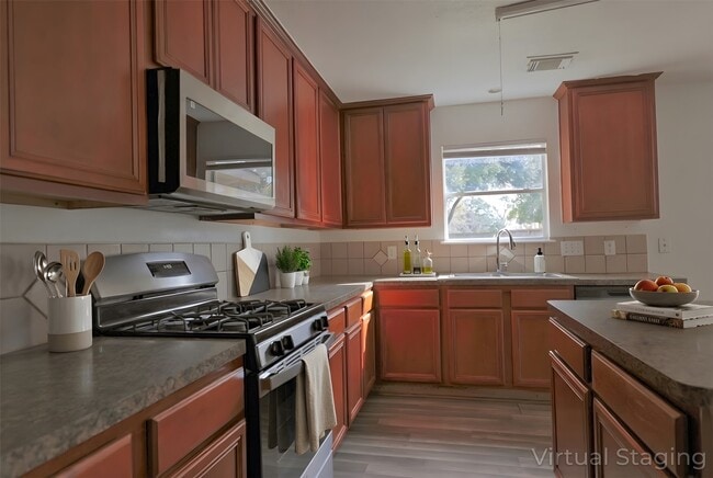 Building Photo - 3802 Harris Mill Dr