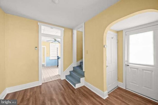 Building Photo - 640 1/2 3rd St