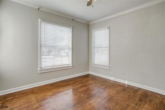 Building Photo - 4231 S Cresthaven Rd