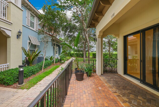 Building Photo - 3391 NW 125th Ave