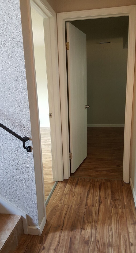 Building Photo - UNIVERSITY PLACE 4 bdrm, 2 bath, $2995 rent