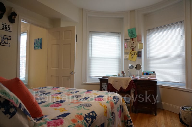 Building Photo - 10 Brainerd Rd