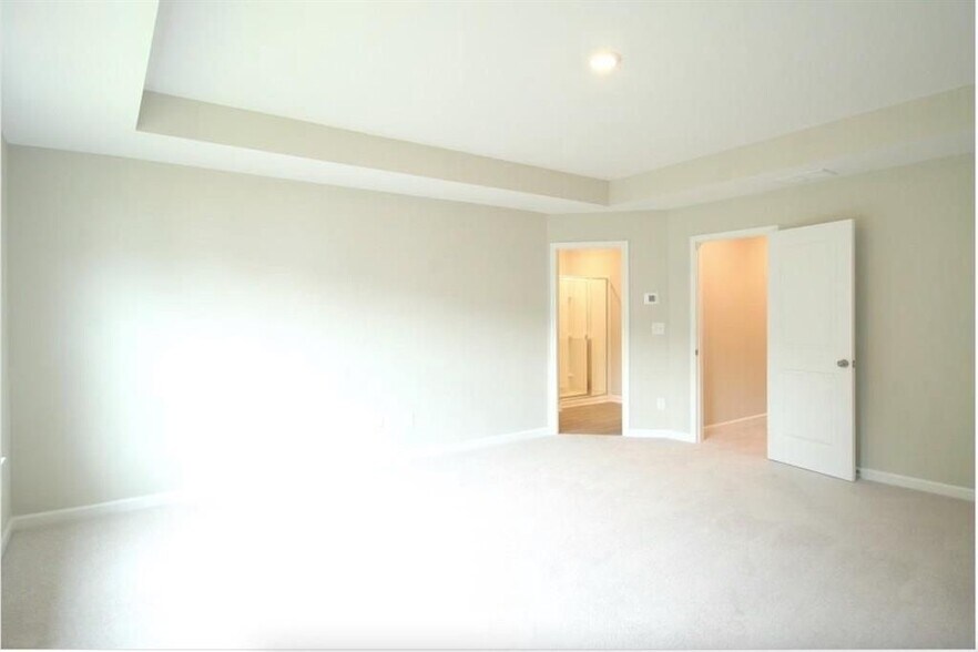 Building Photo - 6148 Lanier Harbor Lndg