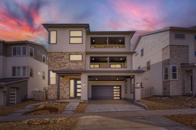 Building Photo - 10940 Stanza Ln