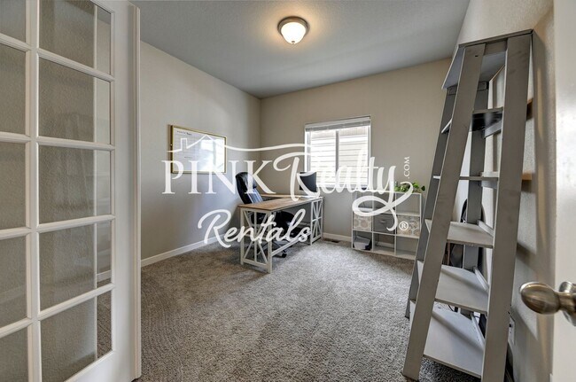 Building Photo - 1407 Grand Overlook St