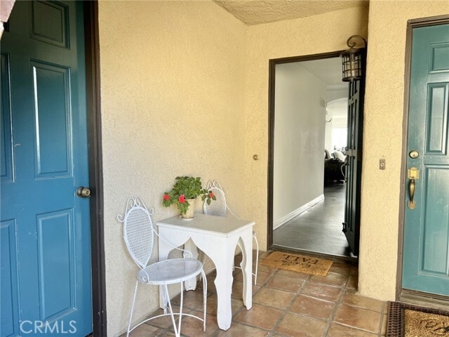 Building Photo - 25062 Alicia Dr