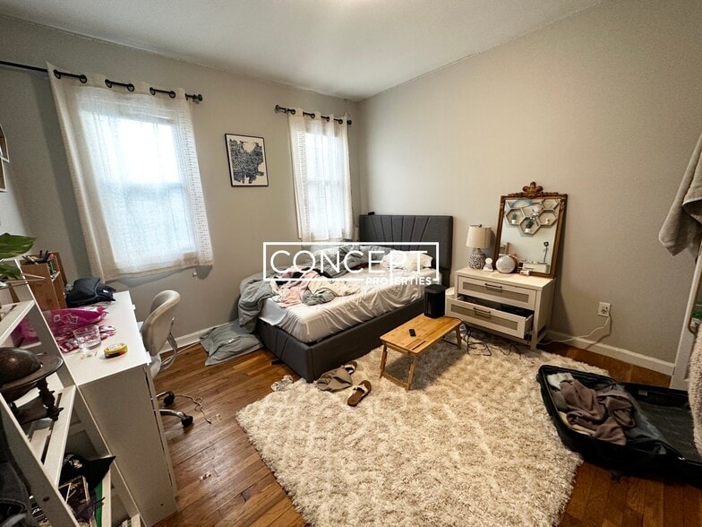 Building Photo - 777 Parker St