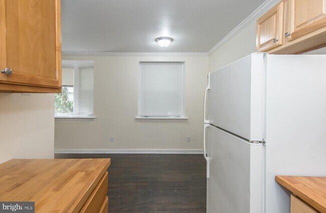 Building Photo - 8217 Thouron Ave