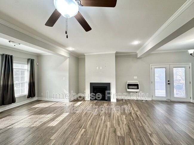 Building Photo - 3121 Deans Ct