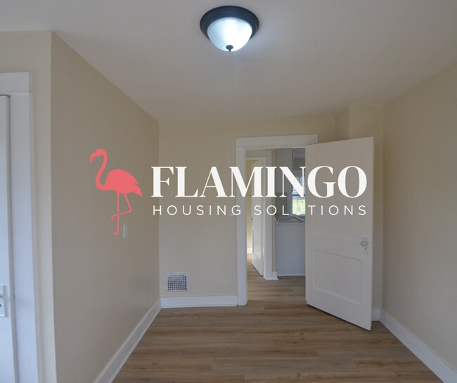 Building Photo - 1827 Elsmere Ave