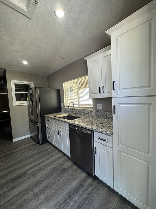 Building Photo - ***New Rental Home***