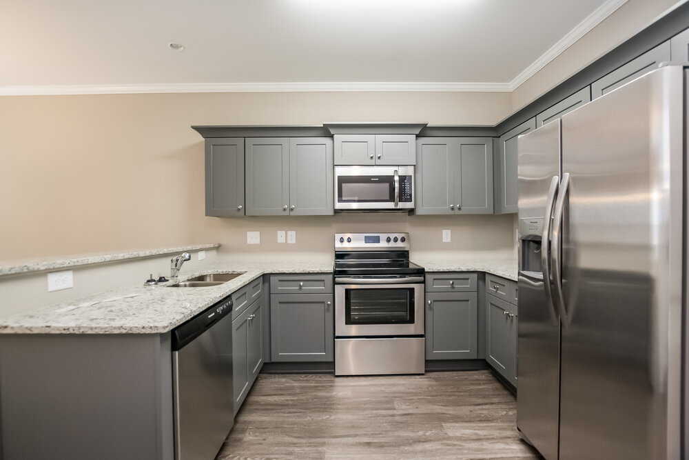 Building Photo - 466 Fieldcrest Dr