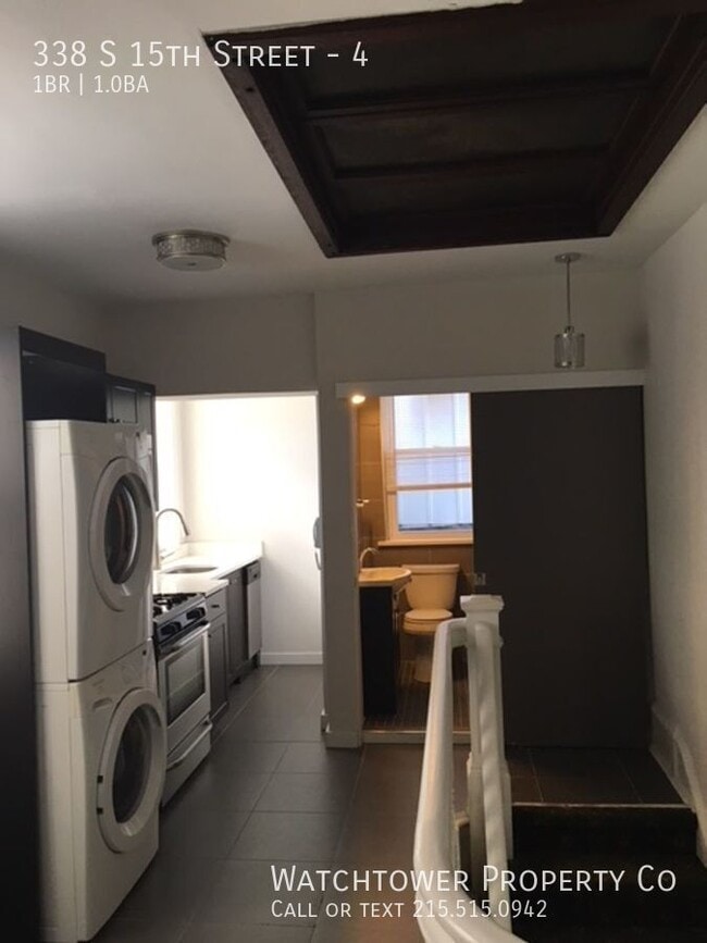 Building Photo - 338 S 15th St