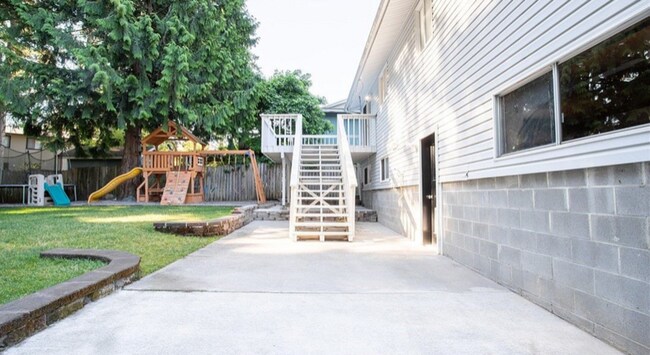 Building Photo - 4713 61st Ave W