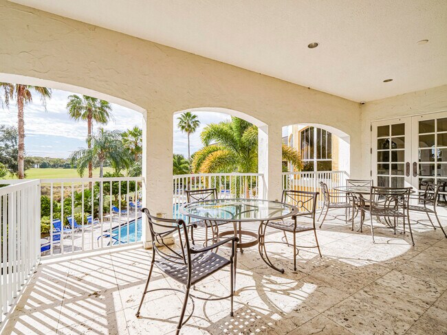 Building Photo - 5095 Fairways Cir
