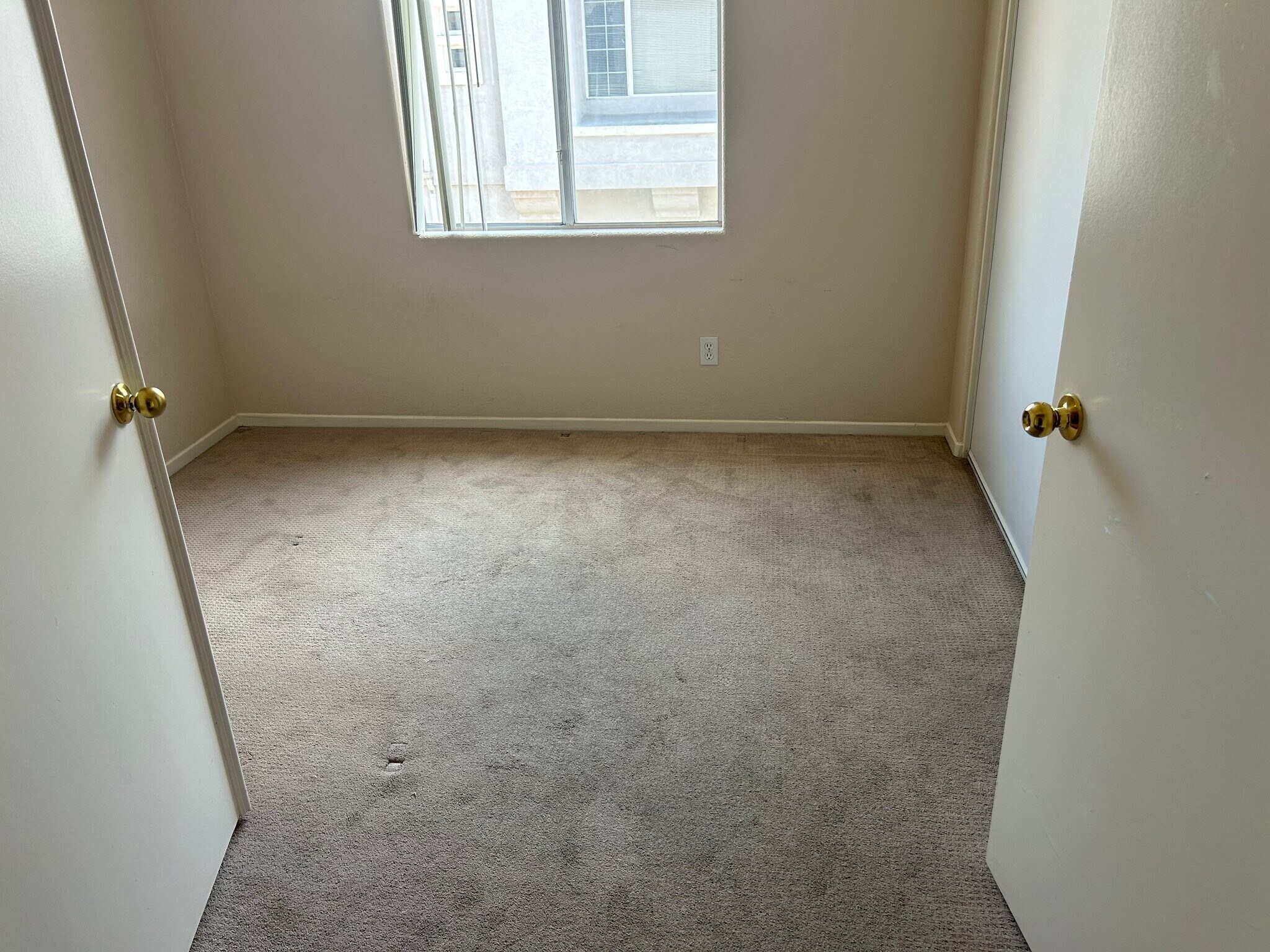 Building Photo - 10988 Ivy Hill Dr