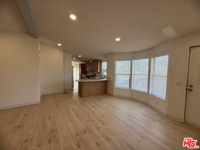 Building Photo - 3150 Stone Ave