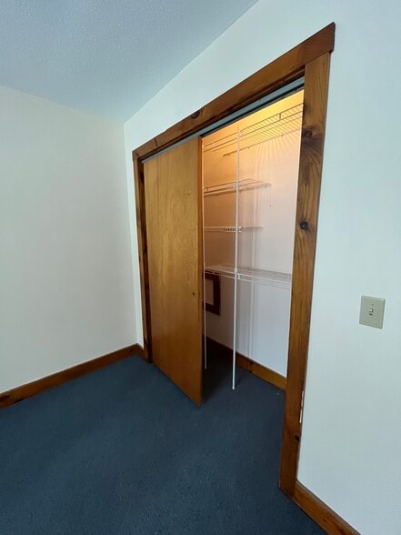 Building Photo - 163 Woodland Dr