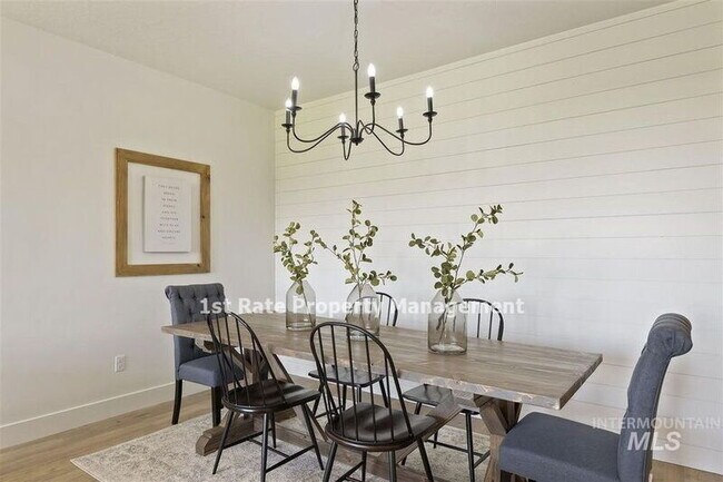 Building Photo - 3280 S Ruffian Ln