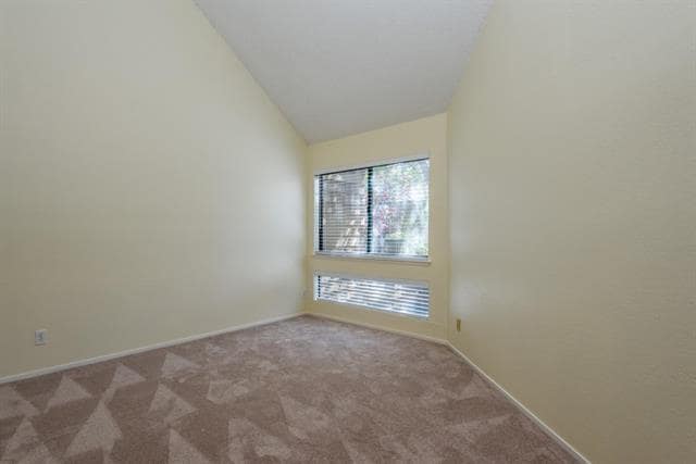 Building Photo - 46 Cove Ln