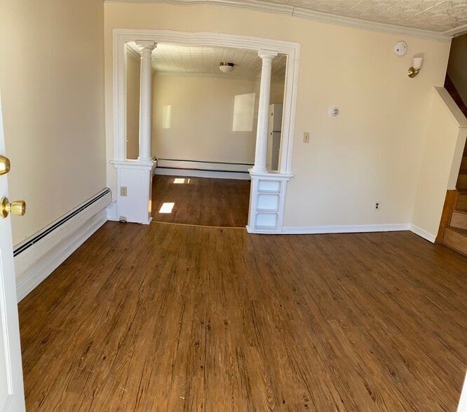 Building Photo - 154 Ohio St