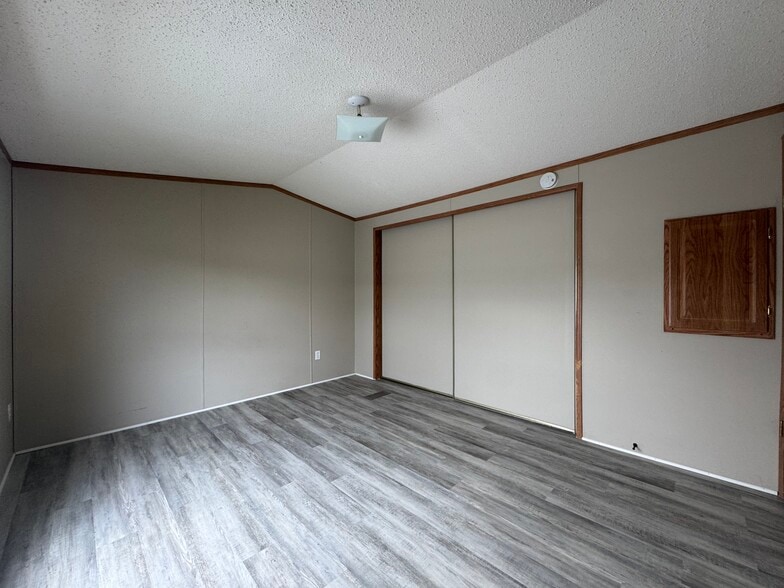 Building Photo - 4103 Lady Slipper Dr