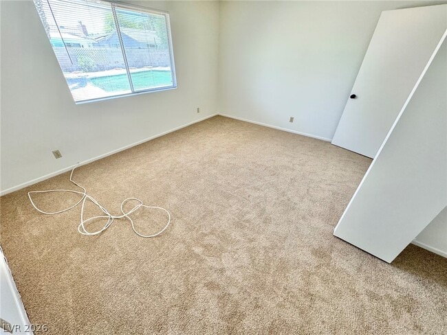 Building Photo - 2913 Colanthe Ave