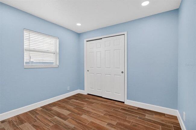 Building Photo - 3117 W La Salle St