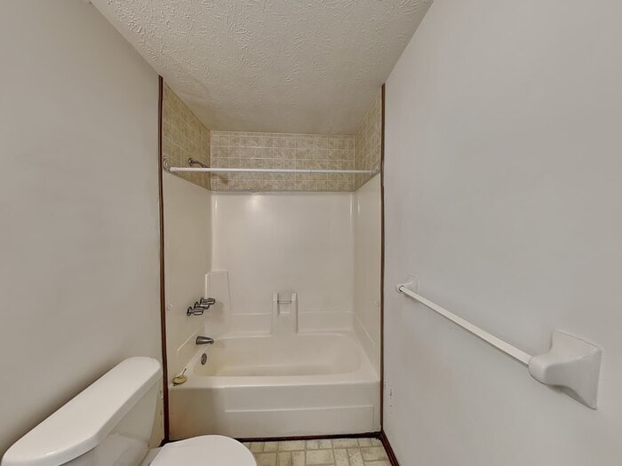 Building Photo - 7319 Exeter Ct