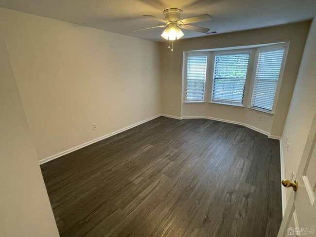 Building Photo - 181 Blew Ct