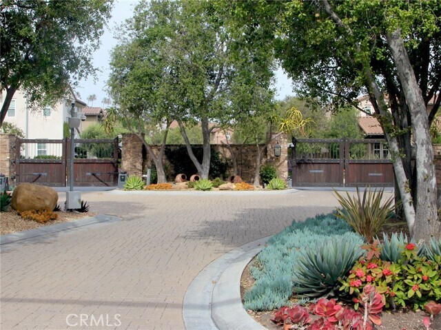 Building Photo - 31482 Paseo Campeon
