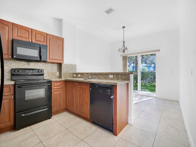 Building Photo - 6001 NW 182nd Ln
