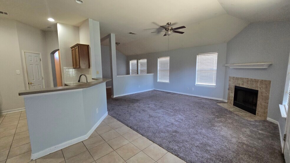 Building Photo - 8542 Snakeweed Dr