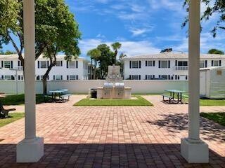 Building Photo - 2151 NE 68th St