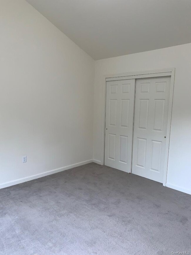 Building Photo - 106 Arlington Ct