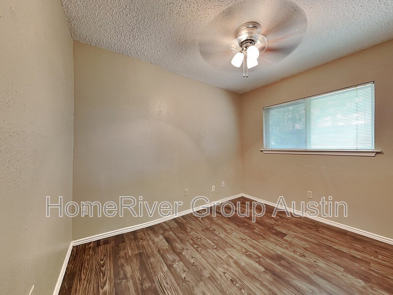 Building Photo - 1007 Edgerly Ln