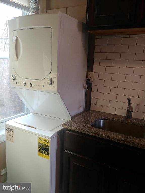 Building Photo - 1508 S Broad St