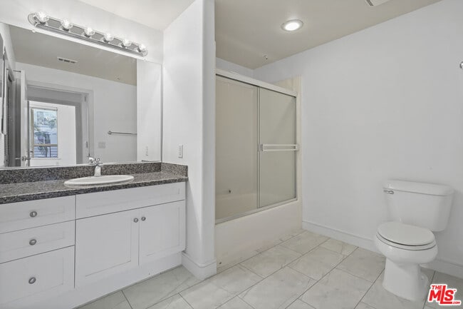 Building Photo - 100 S Alameda St