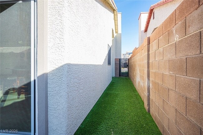 Building Photo - 3801 Dauntless