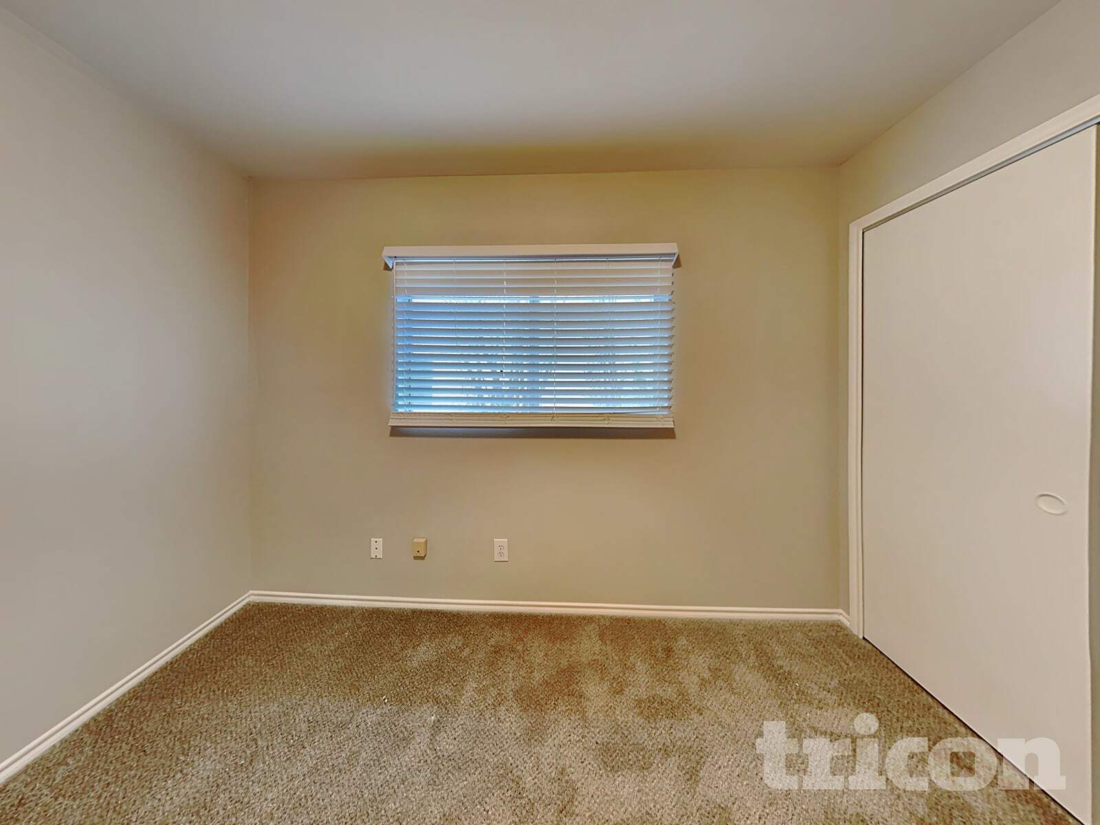 Building Photo - 160 Hanging Moss Dr