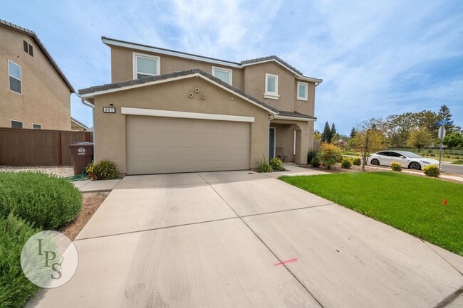 Building Photo - Sanger 2-Story Home, SOLAR!!!  4BR/2.5BA, ...