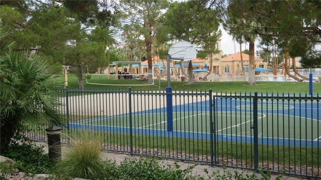 Building Photo - 2925 Sunstone St