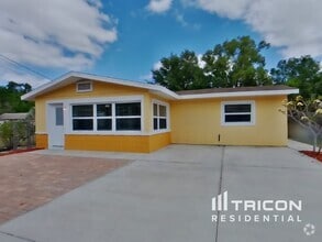 Building Photo - 5427 Blue Grass St
