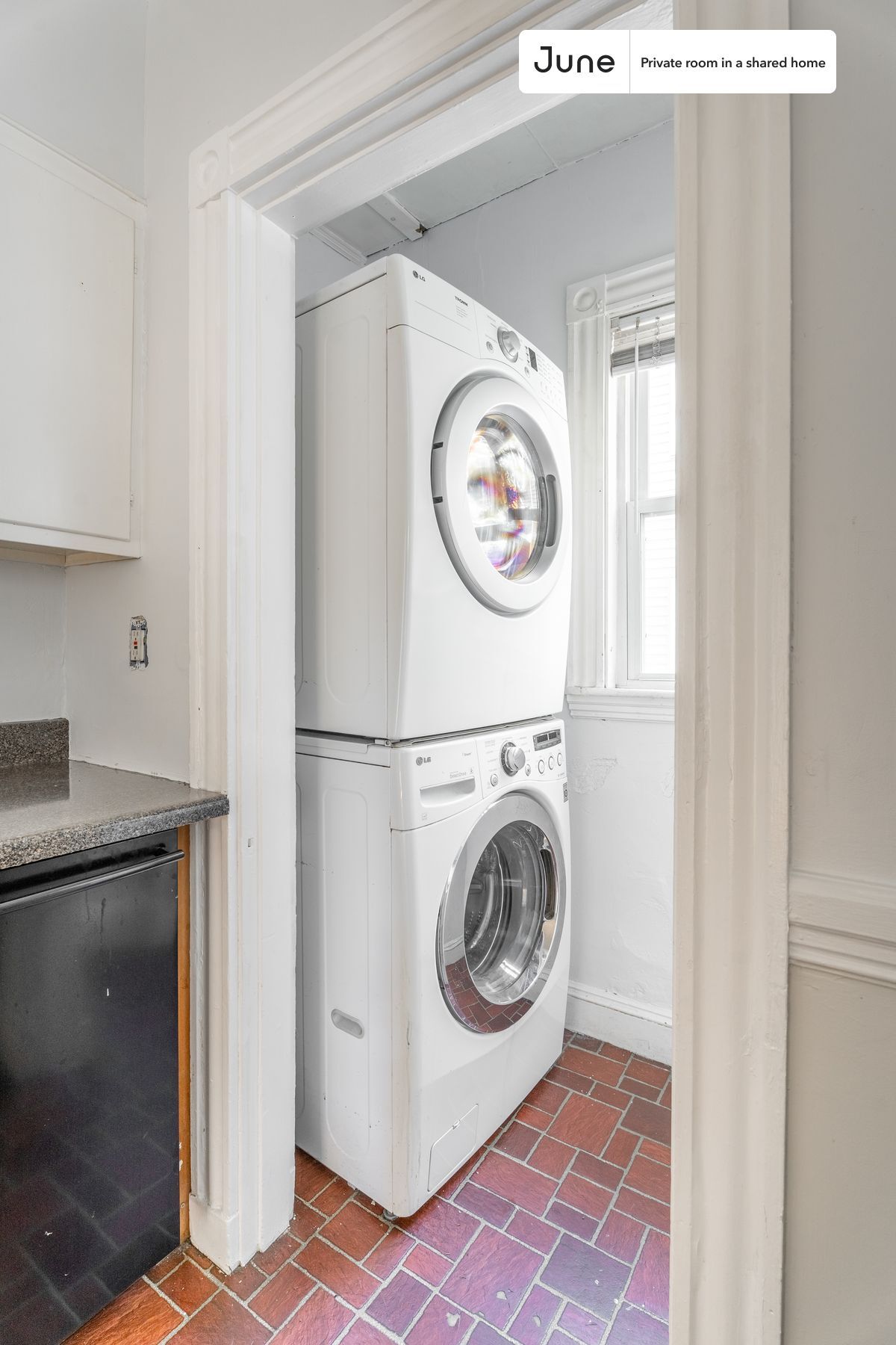 Building Photo - Room in Shared 3 bed/1 bath home