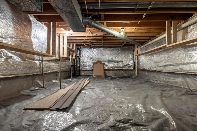 Building Photo - 2037 Sutter Pkwy