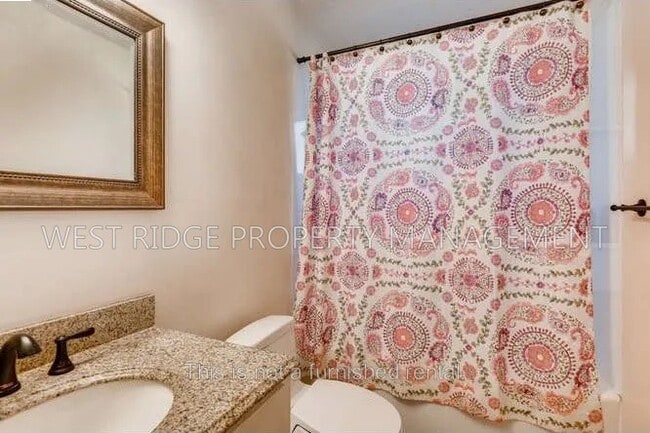 Building Photo - 13980 SW Domino St