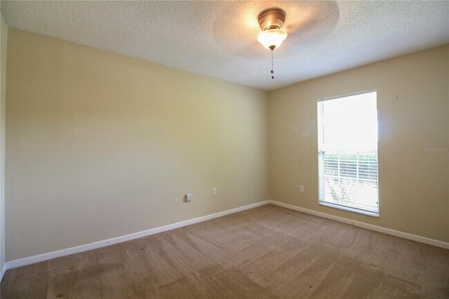 Building Photo - 1311 Glenview Ln